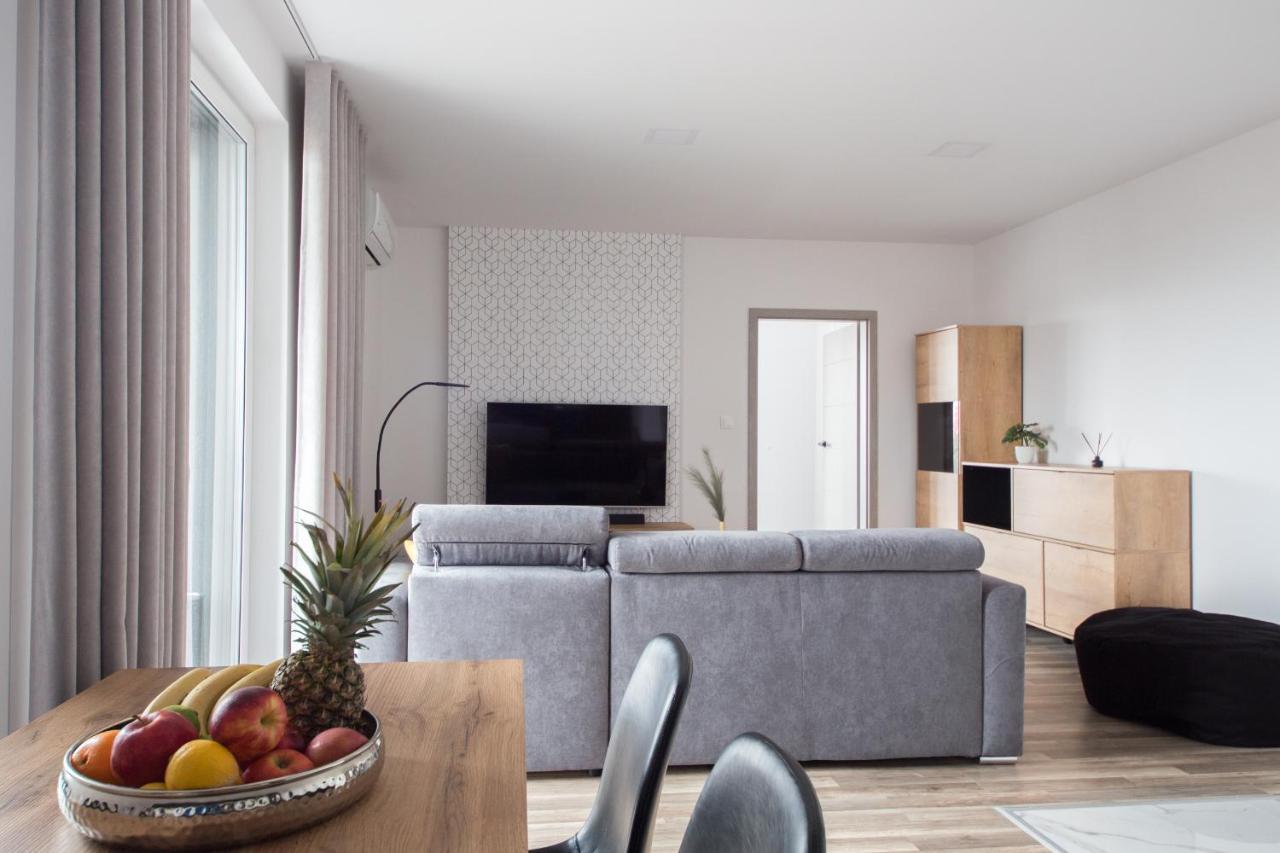 Apartament 23 Park City Ostrów Wielkopolski Exterior foto